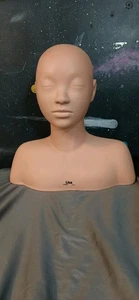 "LISA" - Burmax Massage Training Schaufensterpuppe Kopf & Schultern - verstellbarer Riemen - Bild 1 von 7