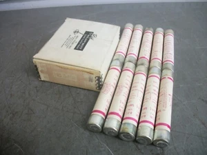 GOULD SHAWMUT BOX OF 10 TRI-ONIC FUSES TRS5-6/10 5-6/10AMP 600VOLT NIB - Picture 1 of 2