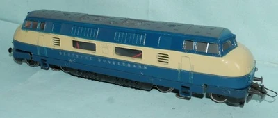 Trix Express 2260 DB V200 035 Metall umlackiert in türkis-beige - Bild 1 von 3