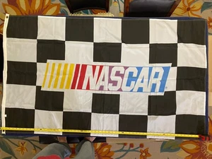 NASCAR Karierte Flagge 3x5’ und Rusty Wallace Flagge 3x5’ - Bild 1 von 4