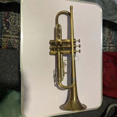 Vintage Olds Ambassador Trumpet With Moulded Black Fazley Case - Image 1 of 4