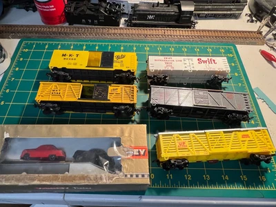 Varney Lote de 6 Coches de Carga Escala HO, 5 Sin Cajas Tal cual, Coches y Plataforma en Caja Foto 1 de 4