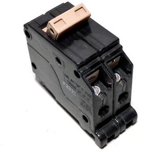 Cutler Hammer CH220 Circuit Breaker 2 Pole 20 Amp 120/240V - Picture 1 of 9