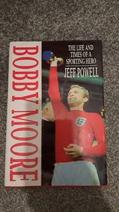 BOBBY MOORE THE LIFE AND TIMES by Not Available (Hardcover, 1998) - Picture 1 of 6