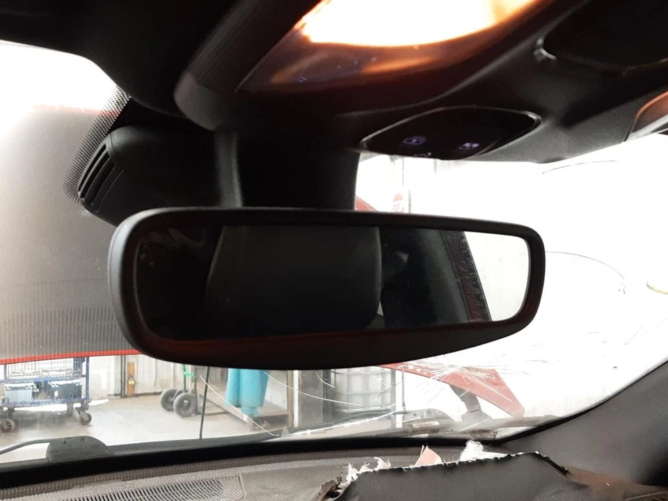 Espejo retrovisor Int Rr para conjunto de brújula atenuación automática Foto 1 de 1