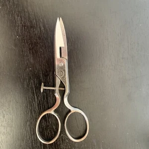 Button Hole Scissors, Aearcut Geo ￼ Worthington Co Cleveland, Ohio - Picture 1 of 7