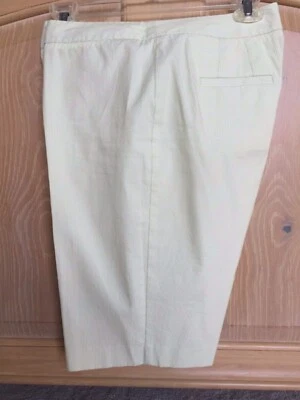 Pantalones cortos de golf Chico’s verde lima a rayas para caminar talla 0 (4/6)  Foto 1 de 4