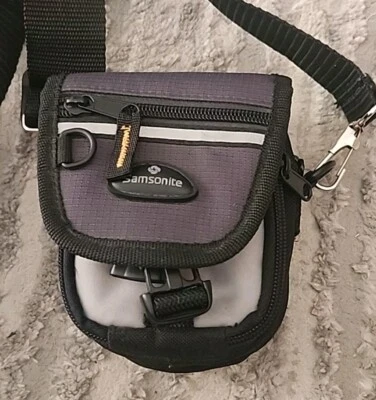 SAMSONITE Small Camera Shoulder Travel Bag Snap Closure Padded Walls Long Strap - Image 1 of 4