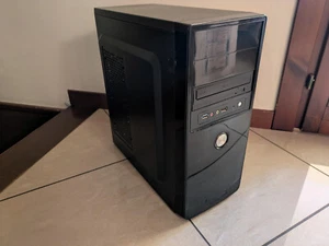 PC Windows 10 Pro + I3 + 8GB DDR4 + 750GB + Radeon RX5500xt 8GB (Uso gaming) - Bild 1 von 2