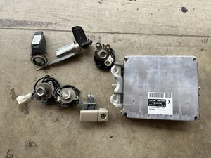03-05 Lexus LX 470 Immobilizer Lock Set ECU - Picture 1 of 4