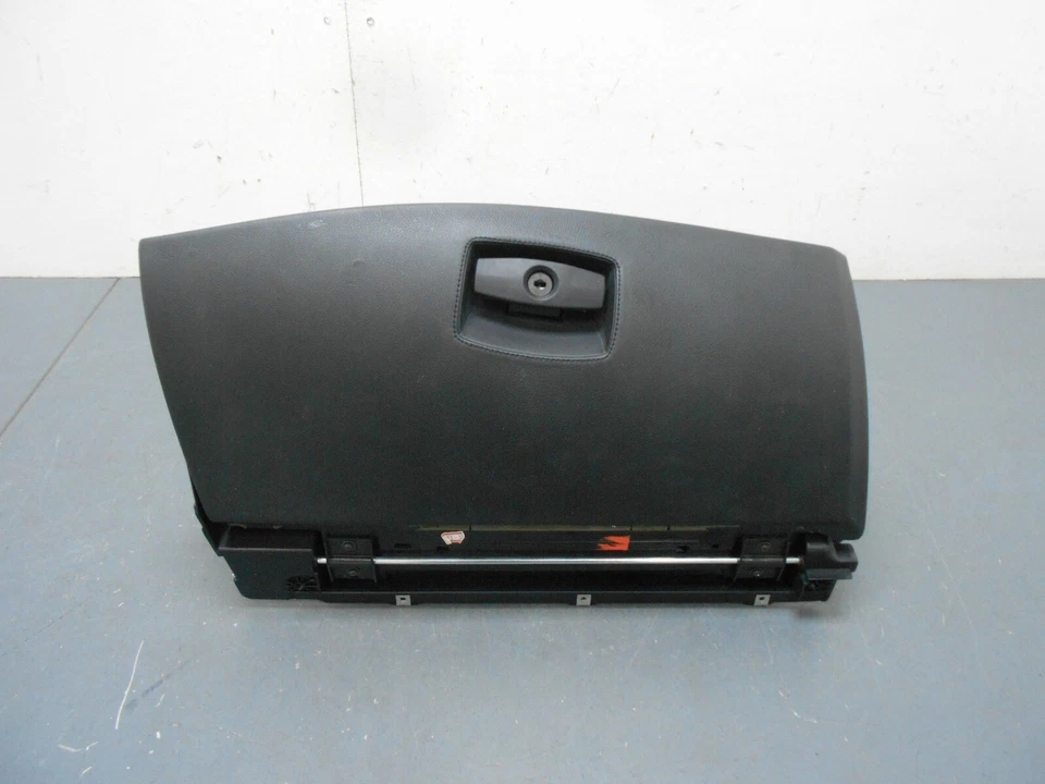 2006 06 07 08 09 10 宝马 M5 E60 手套盒 #3246 — 第 1/3 张图片