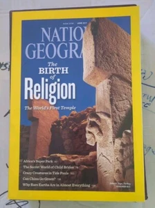 NATIONAL GEOGRAPHIC June 2011 NAMIBIA Religion TIDE POOLS Rare Earths CHINA - Imagen 1 de 2