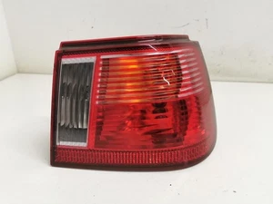 PILOTO TRASERA DERECHA Seat Ibiza II (6K1) Hatchback 1.6i (ALM) 2000 6K6945096J - Imagen 1 de 4