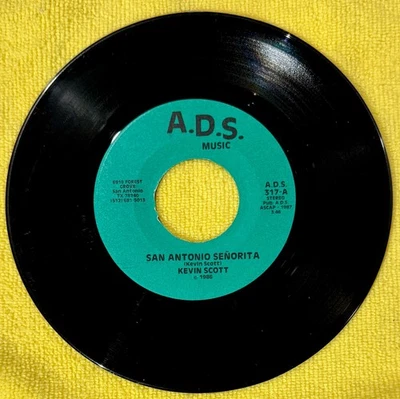 RARE Obscure Latin 45 RPM Records - KEVIN SCOTT - A.D.S. 317  - VG- to VG+ - Image 1 of 2