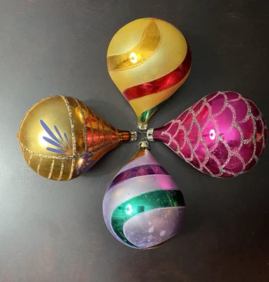 4 adornos navideños vintage Polonia lágrima remolinos y brillo de mica 3,5" de alto Foto 1 de 4