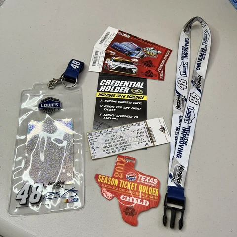 NASCAR Johnson 48 Detachable Lanyard Lowes Racing Hendrick Motor Sports Tickets Cover