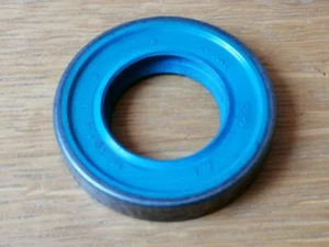 Anillo de cocción a fuego lento eje trasero para Ford Taunus Transit FK1250 anillo de sellado de ejes clásico NUEVO - Imagen 1 de 2
