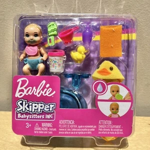 Barbie Skipper Babysitter inkl. Fütterung und Badezeit mit Baby Spielset Spielzeug - Bild 1 von 2