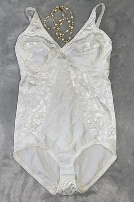 Sujetador de Colección Brillante Elastizado Satinado Modelador de Cuerpo Faja Todo en Uno 38C NUEVO SIN ETIQUETAS SEARS Foto 1 de 4