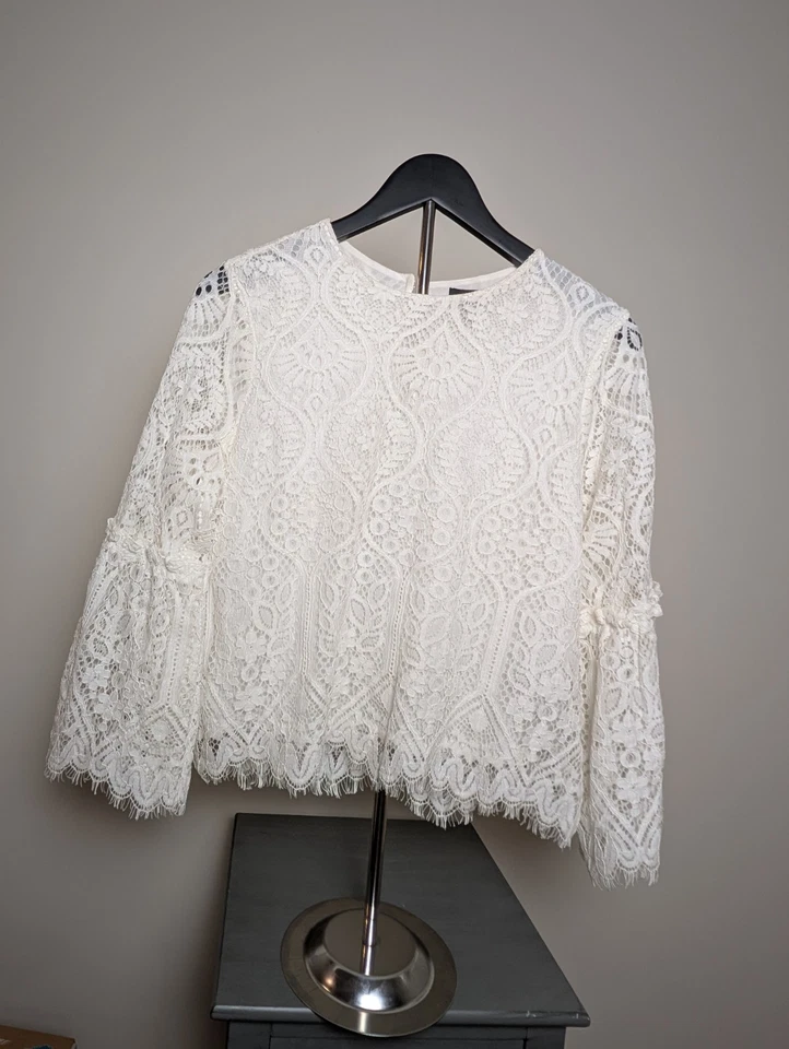 Top Worthington de encaje manga campana para mujer talla pequeña marfil femenino delicado casa de campo Foto 1 de 4