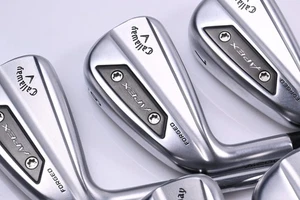 Left Hand Callaway Apex Ai200 Irons / 5-PW+AW / Regular Flex Dynamic Gold Mid - Picture 1 of 7