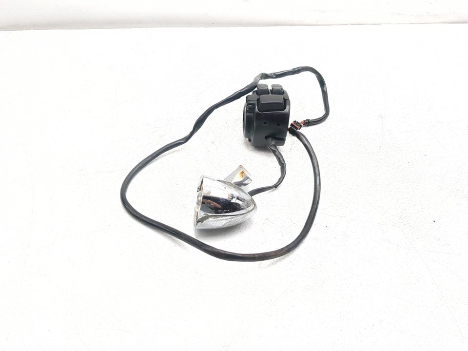 08-17 Harley Davidson Fat Bob FXDF Left Control Headlight Switch W/Turn Signal - Image 1 of 4