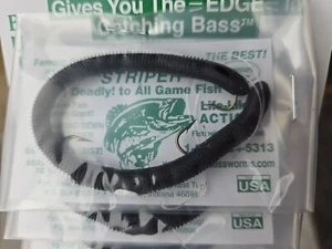 KELLY'S® STRIPER™ 12 Black/White SCENTED 3 HOOK RIGGED PLASTIC WORMS USA MADE! - Picture 1 of 4
