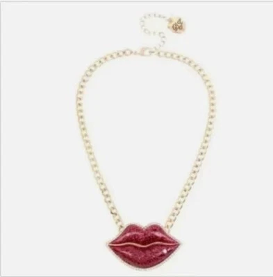 Auténtico Collar Betsey Johnson Big Kiss Rosa Brillo Estrás Labios Nuevo con Etiquetas Foto 1 de 4