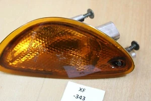 Yamaha 4KH-H3320-00 Front Flasher Light Assy xf343 - Picture 1 of 1