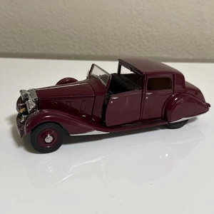 Danbury Mint 1938 Rolls Royce Phantom III Maroon 1:24 Scale Die-cast w/Box READ - Picture 1 of 11