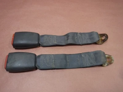 Jeep Wrangler TJ 1997 SOLO receptores de cinturón de seguridad trasero OEM de fábrica envío gratuito Foto 1 de 4