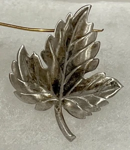Tiffany & Co Sterling Silver Maple Leaf Brooch Vintage 1980's Authentic - Picture 1 of 12