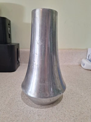 Aluminium vase 8 inches Industrial, brutalist style - Image 1 of 4