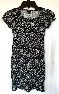 Target: Art Class black stretchy fitted dress w/ daisies, girls sm, 6/6x - Picture 1 of 3