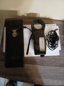 Vintage GE General Electric Amp and Volt Clamp Meter - Picture 1 of 6