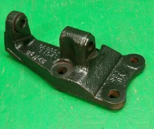 84-95 TOYOTA PICKUP 4RUNNER 84-85 CELICA LOWER ALTERNATOR MOUNT BRACKET 22R 22RE - Picture 1 of 1
