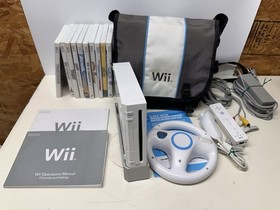 Nintendo Wii Console Bundle Lot 10 Games Wii Travel Bag and Controllers READY !!