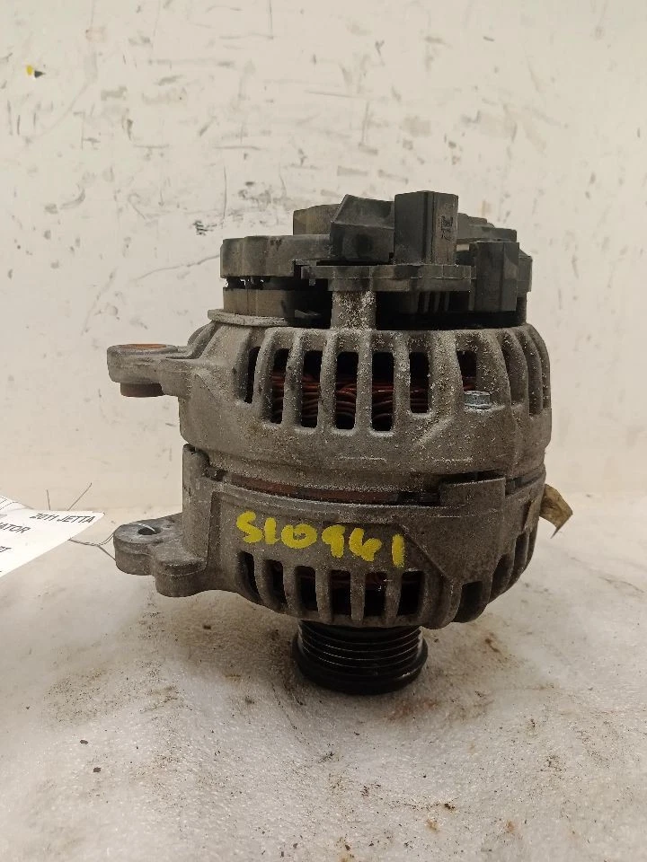 Alternador Jetta Sku #4244487 2011 Foto 1 de 4
