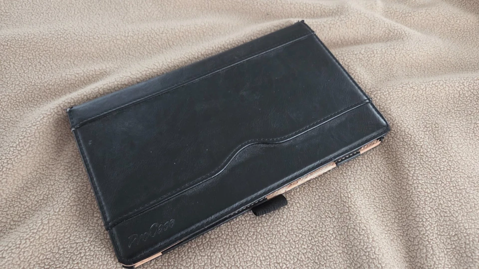 Tablet Lenovo Tab 4, 8" Android, Procesador Cuatro Núcleos, 1.4GHz, 16GB, Negra Pizarra Foto 1 de 3