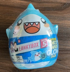 LankyBox S5-Thicc Shark Glow Pack set giocattolo figure misteriose adesivi divertimento unboxing - Foto 1 di 3