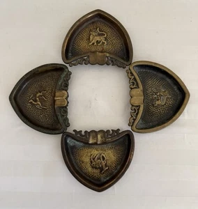 Juego de cenicero vintage de latón Pal-Bell de los años 50 hecho en Israel diseño en relieve - Imagen 1 de 15