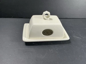 La Jolie Muse 6” lidded Butter Dish - White with Bronze “Butter” Plate - Picture 1 of 4