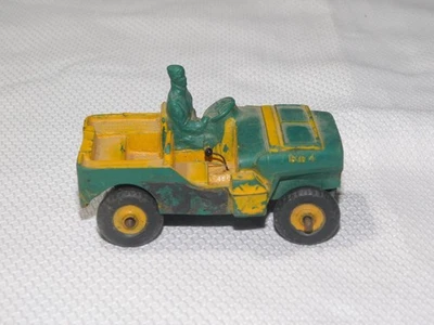JEEP WILLYS MILITAR DE COLECCIÓN GOMA DURA VERDE AMARILLO AÑOS 30 AÑOS 40 Foto 1 de 4