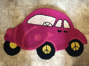 Large thick Cotton looped LOVE BUG car shaped kids room rug -RED/PINK-36"x23" - Picture 1 of 4