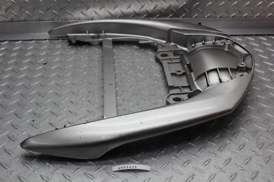 Yamaha Majesty 400 YP400 2007 asiento trasero barra de agarre carenado 5RU-24773-00-P0 Foto 1 de 4