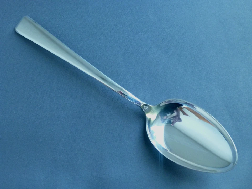 CRAFTSMAN-TOWLE TABLE SERVING SPOON - Image 1 of 1