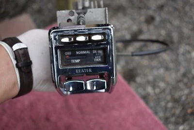 Pontiac Bonneville 1961-62 conjunto de control de calefacción de tablero bonito original con cable Foto 1 de 4