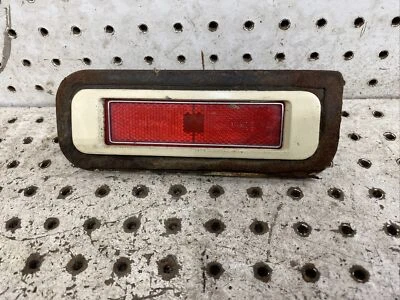 Buick Electra Limited 225 1976 luz marcadora trasera derecha/derecha Foto 1 de 4