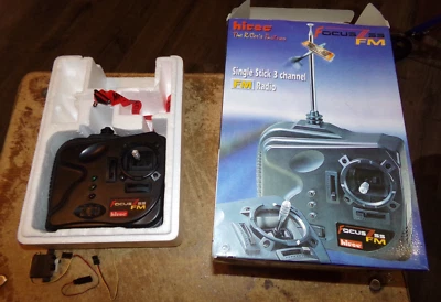 Controlador de avión Hitec SS-3 RC 2001 + 1 servo sin probar buen usado Foto 1 de 4