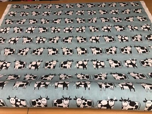 SMD MOO COW AQUA DUCK EGG BLUE 100% COTTON COTTON PRINT FABRIC MATERIAL - Picture 1 of 8